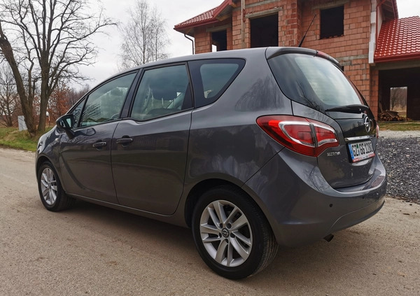 Opel Meriva cena 35900 przebieg: 143000, rok produkcji 2016 z Częstochowa małe 352